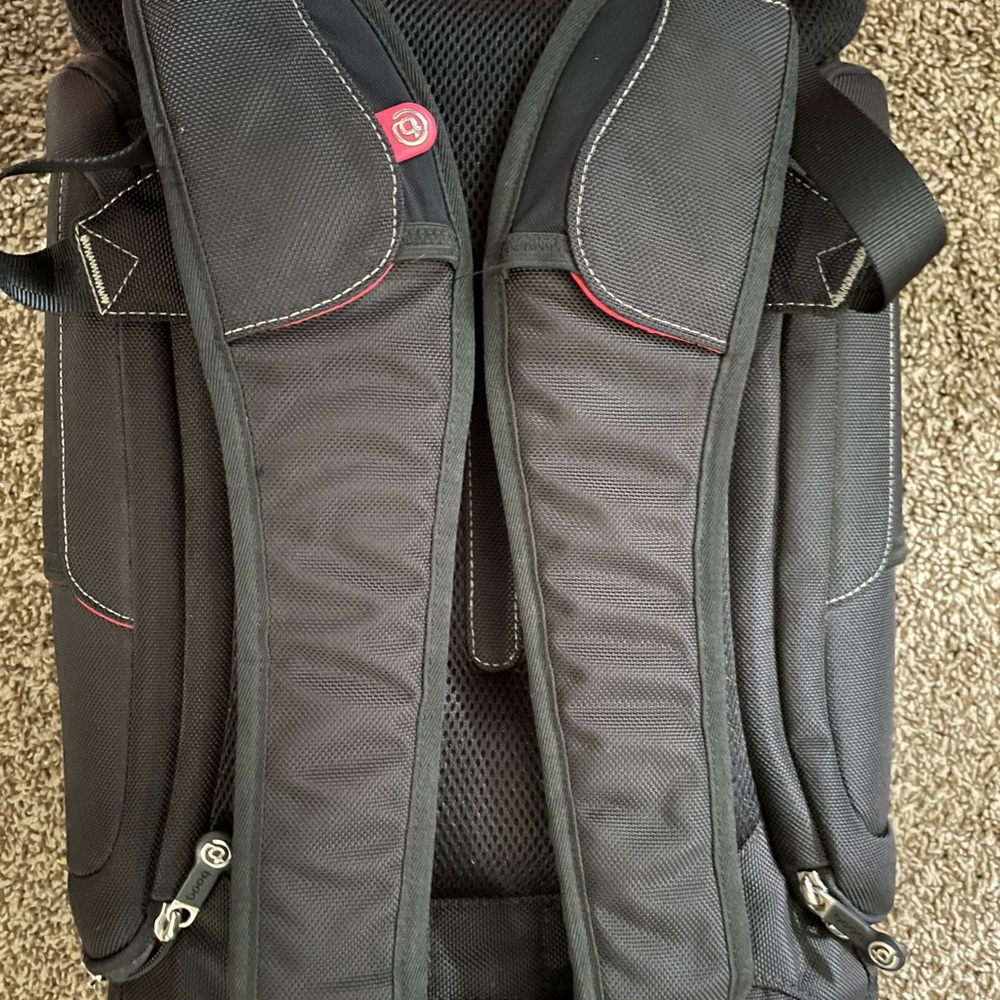 Embark backpack - Picture 5 of 6